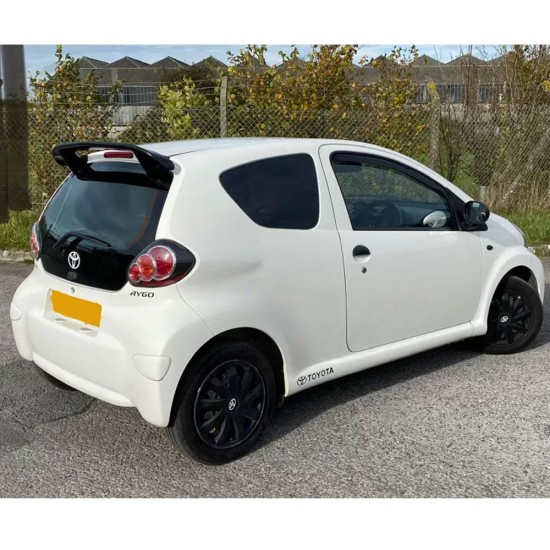 Αεροτομή Οροφής για Toyota Aygo 2005-2014 από Πολυουρεθάνη Motordrome Design - 1 τεμ Αεροτομή Οροφής για Toyota Aygo 2005-2014 από Πολυουρεθάνη Motordrome Design - 1 τεμ