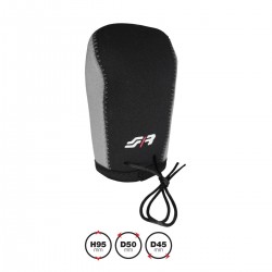 ΚΑΛΥΜΜΑ ΓΙΑ ΠΟΜΟΛΟ ΤΑΧΥΤΗΤΩΝ GEAR KNOB COVER ΜΑΥΡΟ/ΓΚΡΙ ΜΙΚΡΟΦΙΜΠΡΑ 95x45mm SIMONI RACING - 1 TEM. ΚΑΛΥΜΜΑ ΓΙΑ ΠΟΜΟΛΟ ΤΑΧΥΤΗΤΩΝ GEAR KNOB COVER ΜΑΥΡΟ/ΓΚΡΙ ΜΙΚΡΟΦΙΜΠΡΑ 95x45mm SIMONI RACING - 1 TEM.