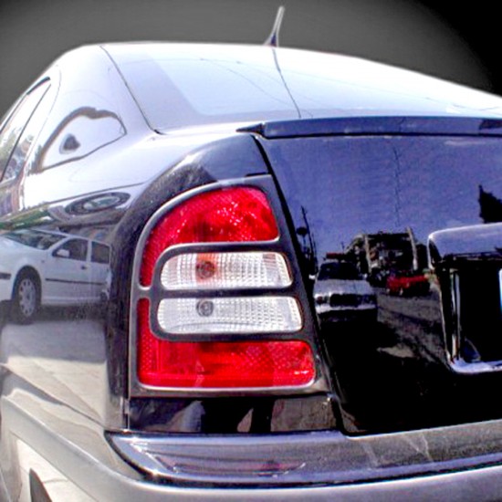 Φρυδάκια Φαναριών Μάσκα Πίσω για SKODA OCTAVIA Φρυδάκια Φαναριών Μάσκα Πίσω για SKODA OCTAVIA