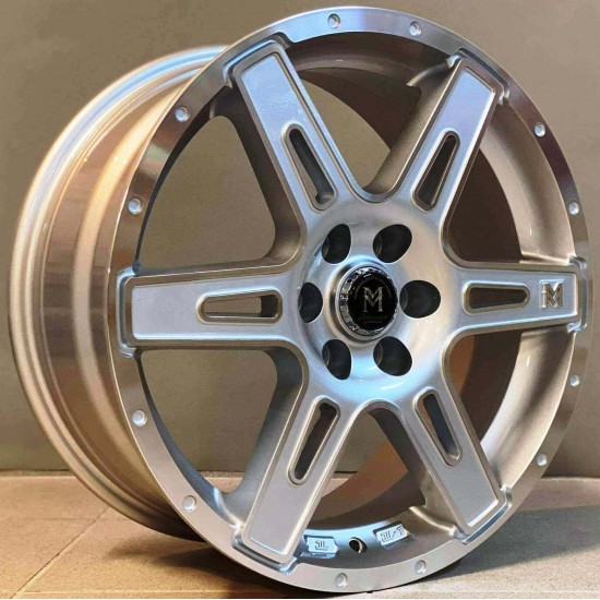 4X4 6088 8×18 6×114,3 ET40 Silver Face Machined