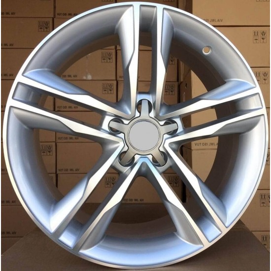 AUDI STYLE 555 7,5×17 5×112 ET39 Silver Face Machined