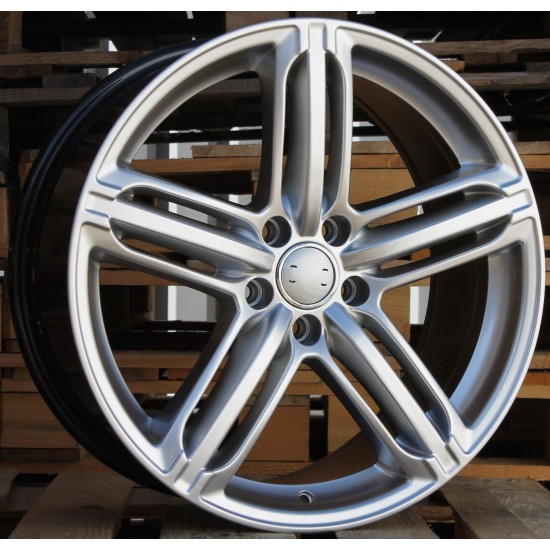 AUDI STYLE 557 8,5×18 5×112 ET35 Hyper Silver