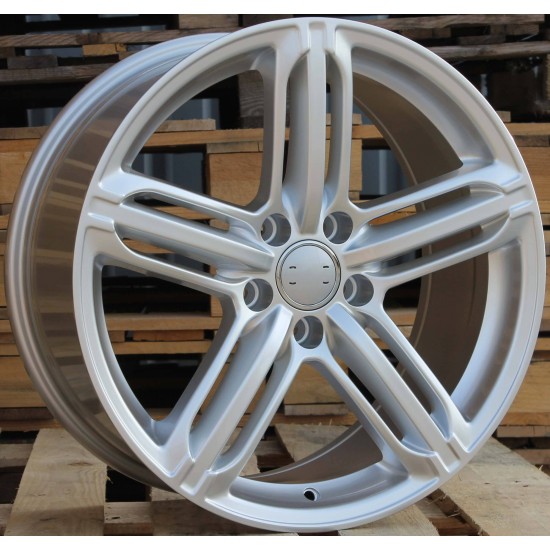AUDI STYLE 557 7,5×17 5×112 ET35 Silver