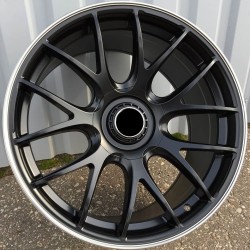BMW STYLE 7043 8,5×18 5×120 ET30 Black Matt Face Machined