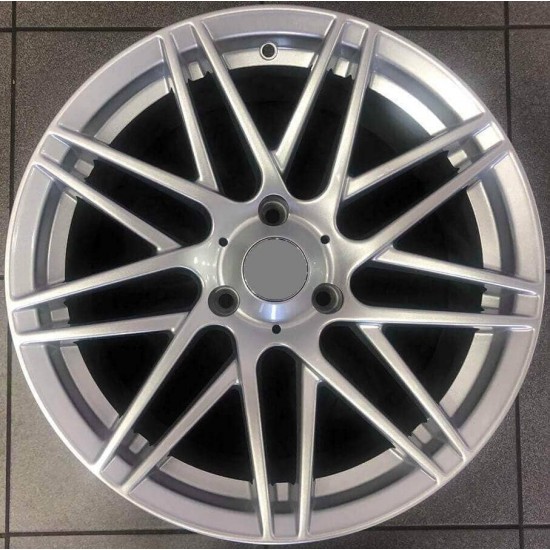 SMART STYLE 130 7,5×17 3×112 ET25 Hyper Silver