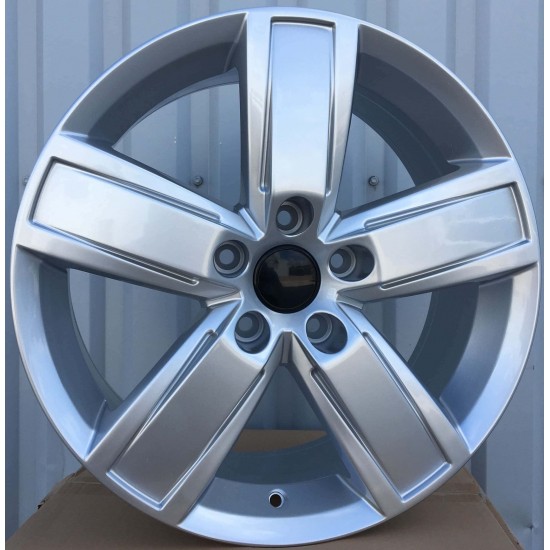 VAN STYLE 5387 7,5×18 5×120 ET45 Silver