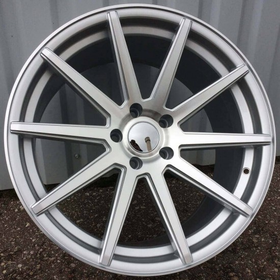 VOSSEN STYLE 130 9×18 5×112 ET35 Silver Face Machined